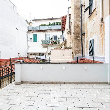 5 Minuti Duomo - Luxury Appartamento Con Terrazza ฟลอเรนซ์ ภายนอก รูปภาพ